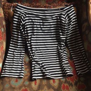 *SOLD* Off the shoulder bell sleeve top